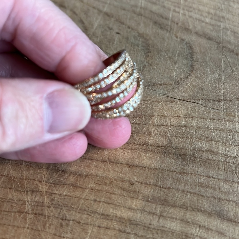 Beautiful Fashion Statement Ring - image 2